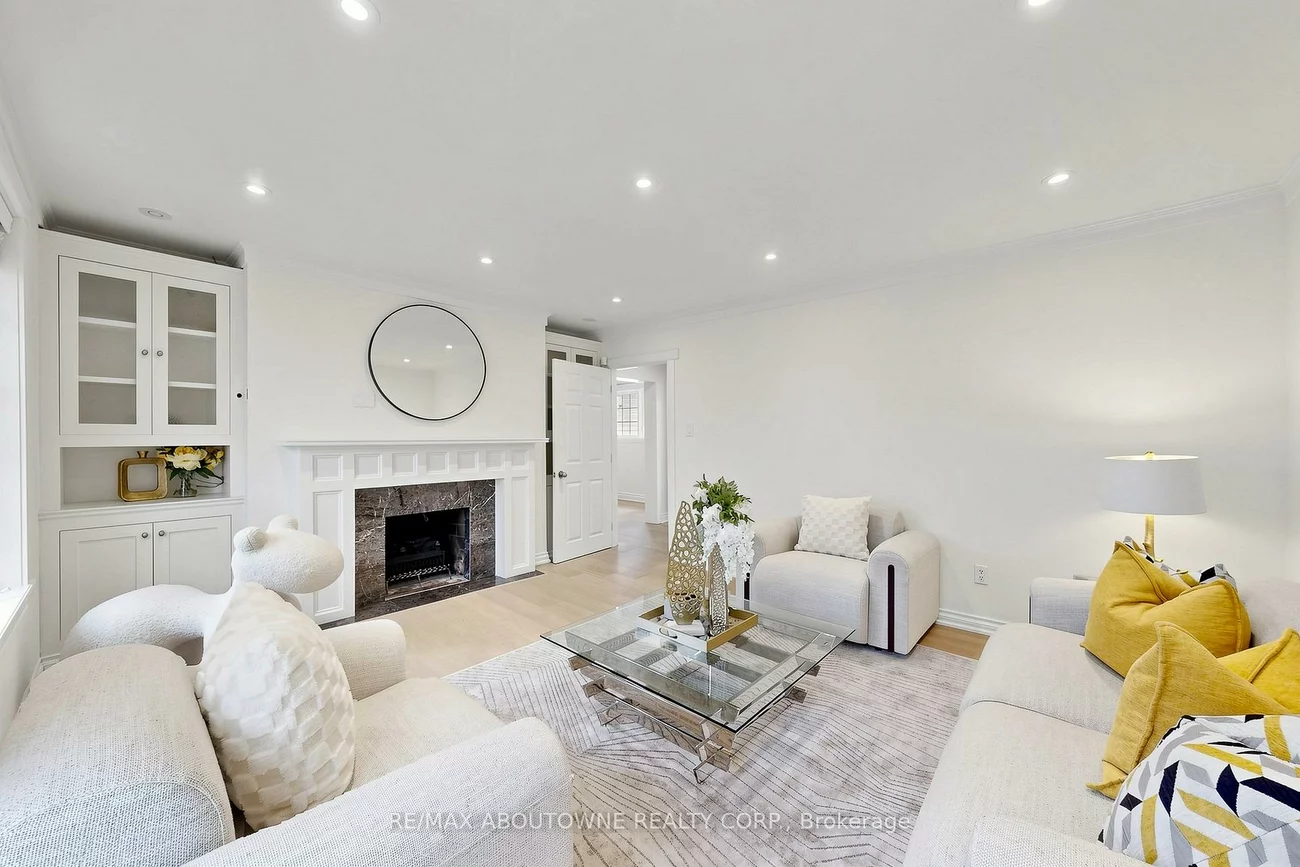 1316, Cambridge, 1011 - MO Morrison, Oakville