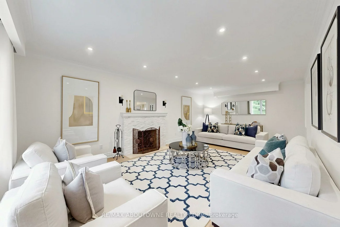 1316, Cambridge, 1011 - MO Morrison, Oakville