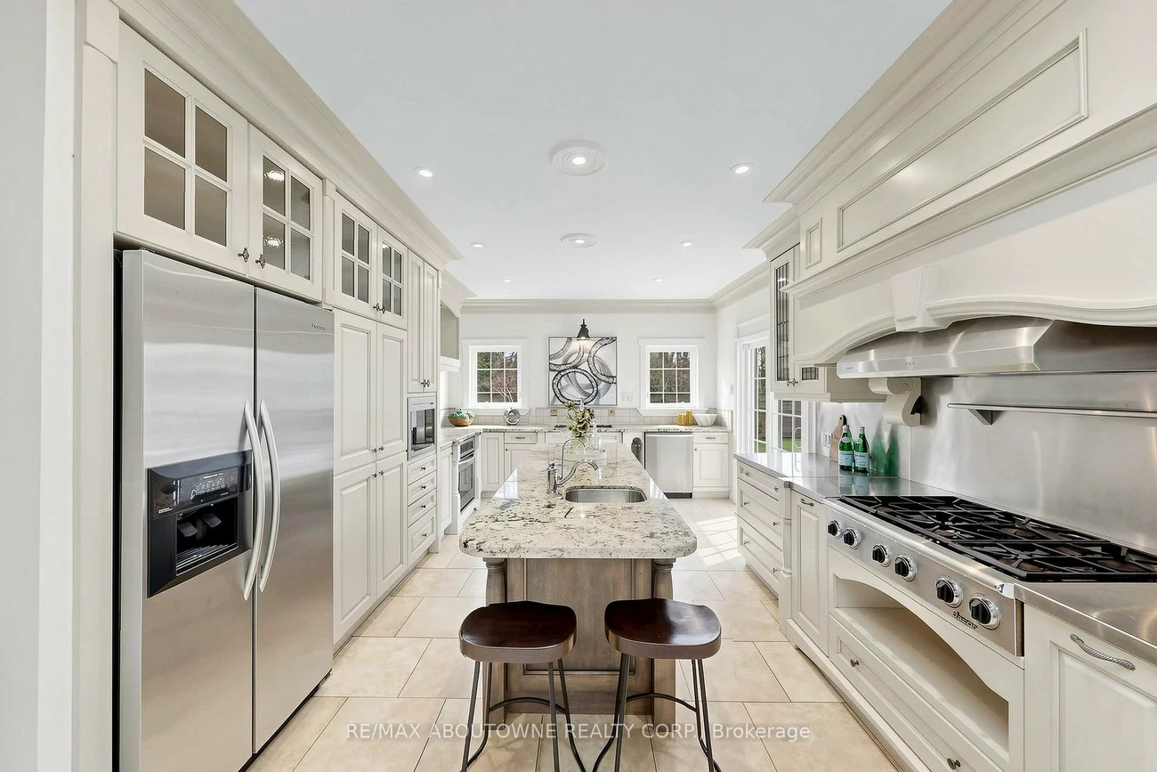 1316, Cambridge, 1011 - MO Morrison, Oakville