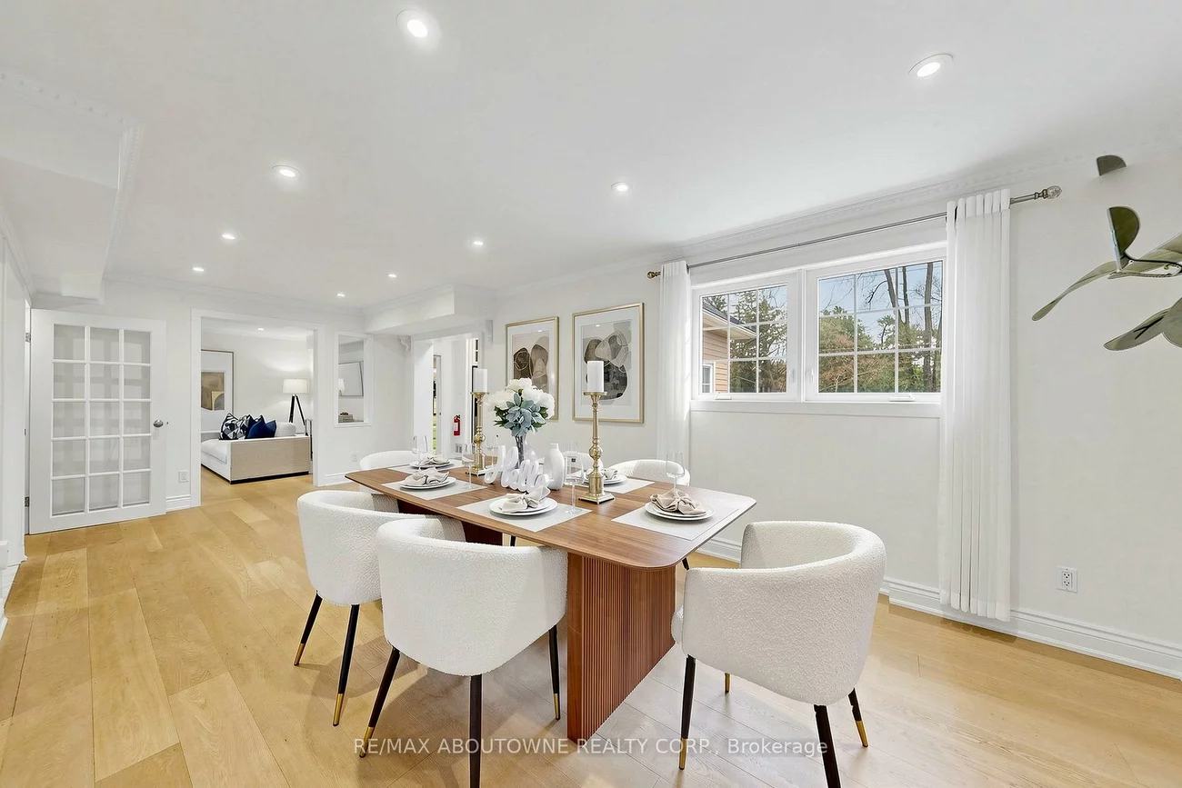 1316, Cambridge, 1011 - MO Morrison, Oakville