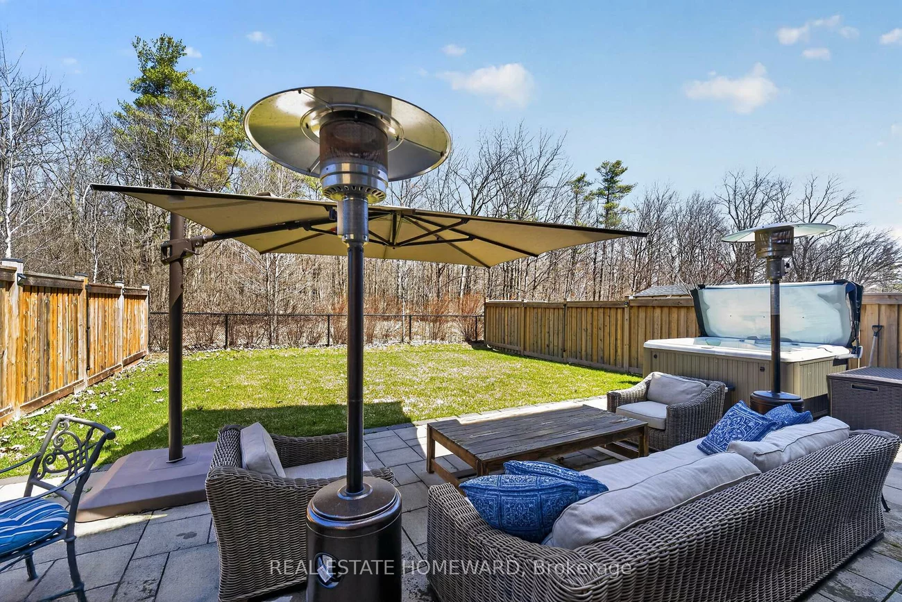 3329, Vernon Powell, 1008 - GO Glenorchy, Oakville