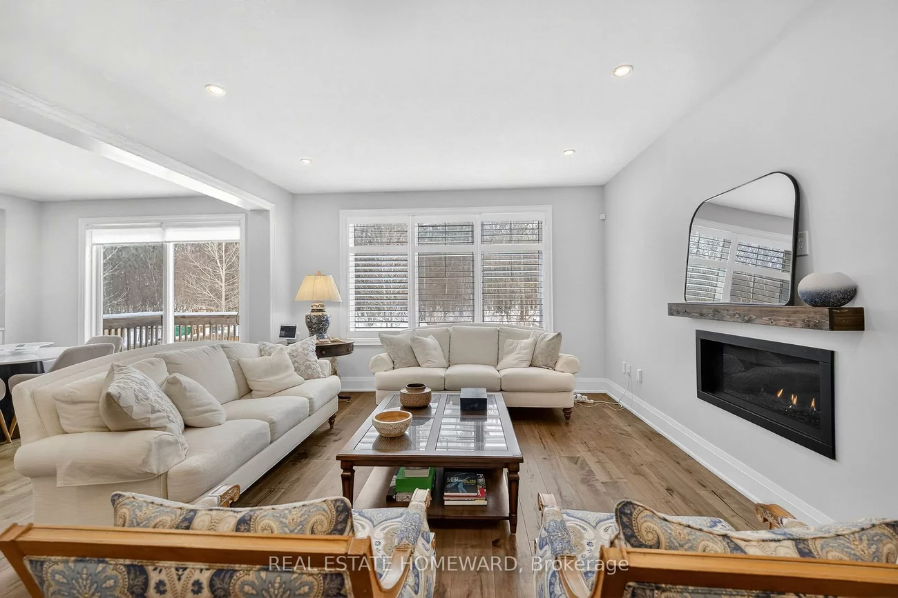 3329, Vernon Powell, 1008 - GO Glenorchy, Oakville