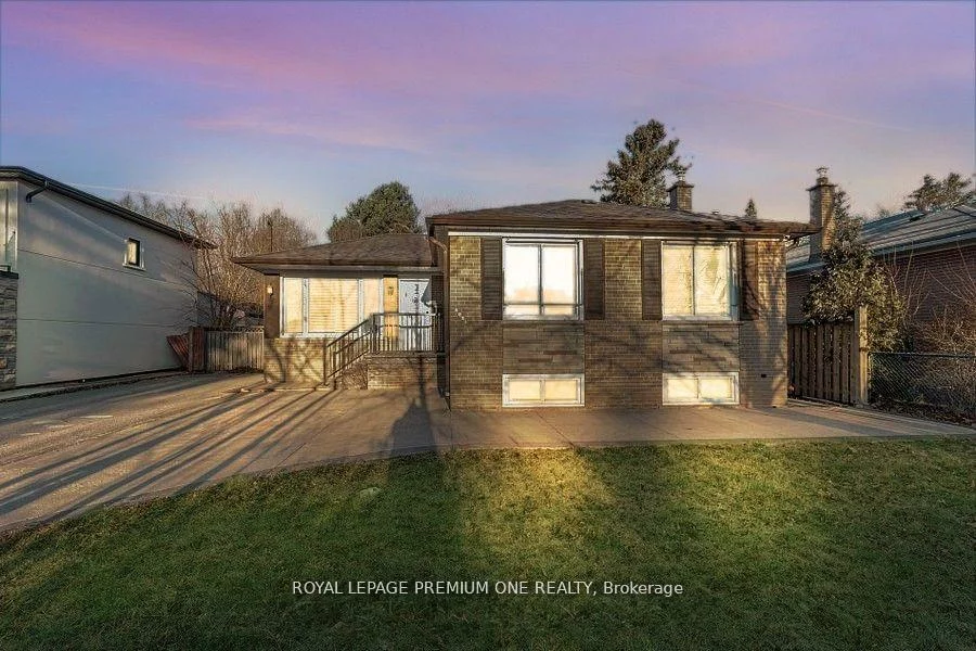 2085, Bridge, 1020 - WO West, Oakville