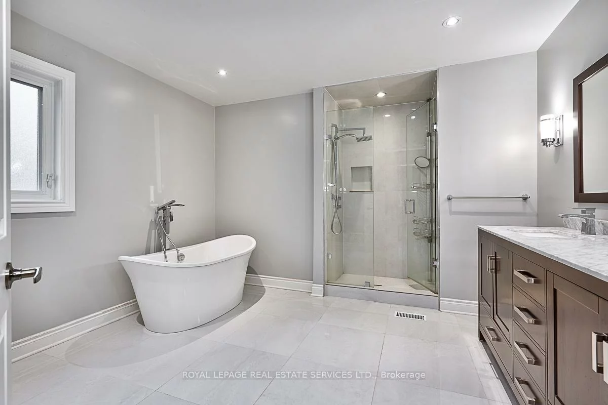 333, Callaghan, 1015 - RO River Oaks, Oakville