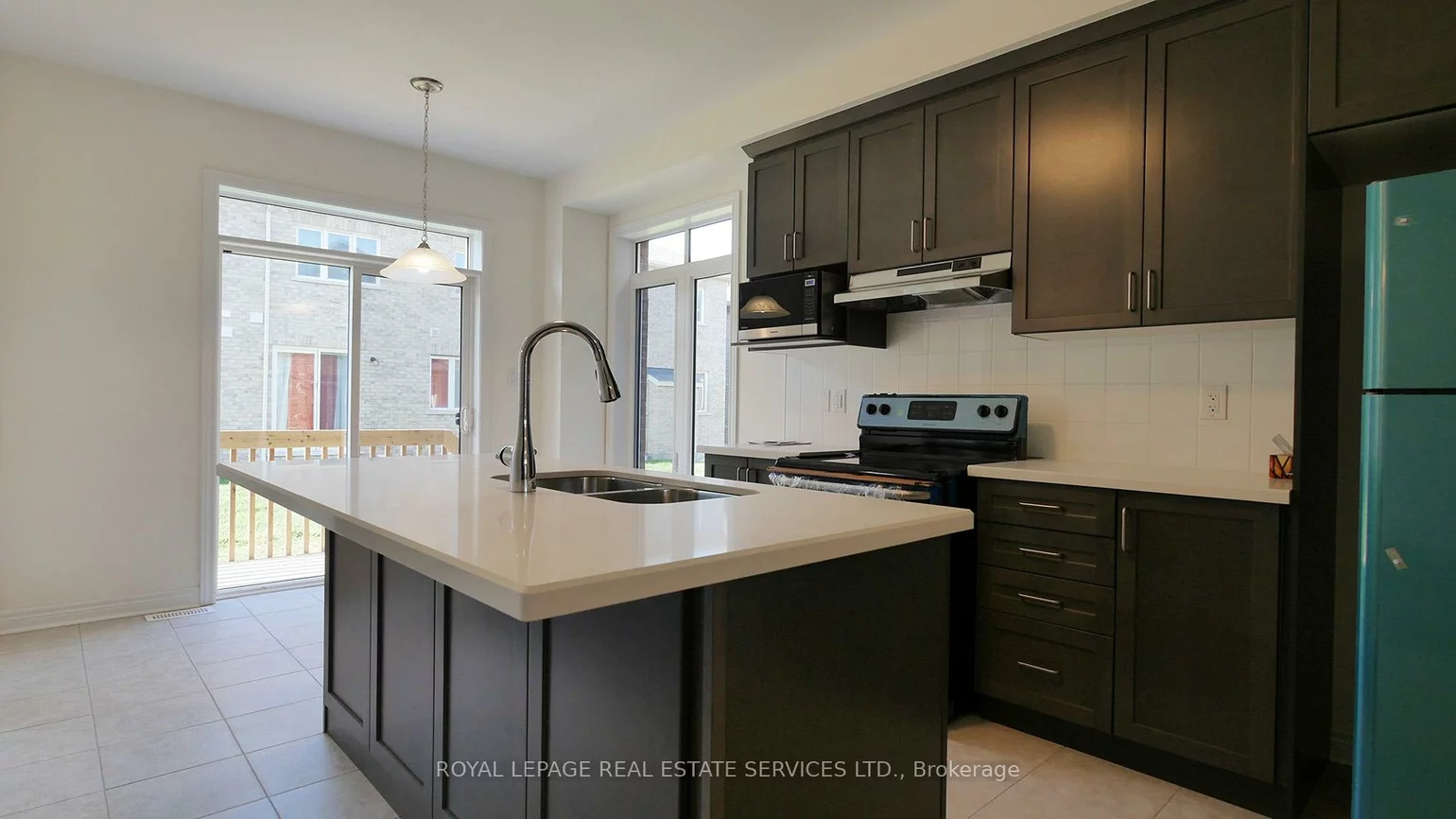 103, Huguenot, 1008 - GO Glenorchy, Oakville