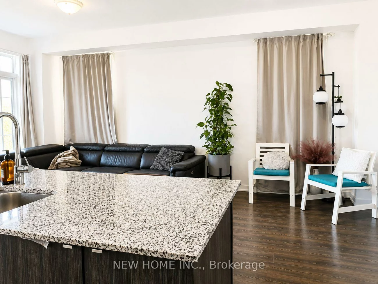 219, Fowley, 1008 - GO Glenorchy, Oakville