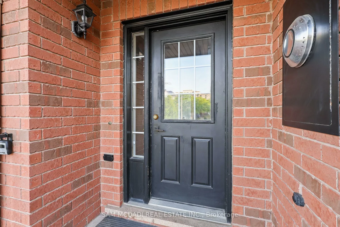 3086, Stornoway, 1000 - BC Bronte Creek, Oakville