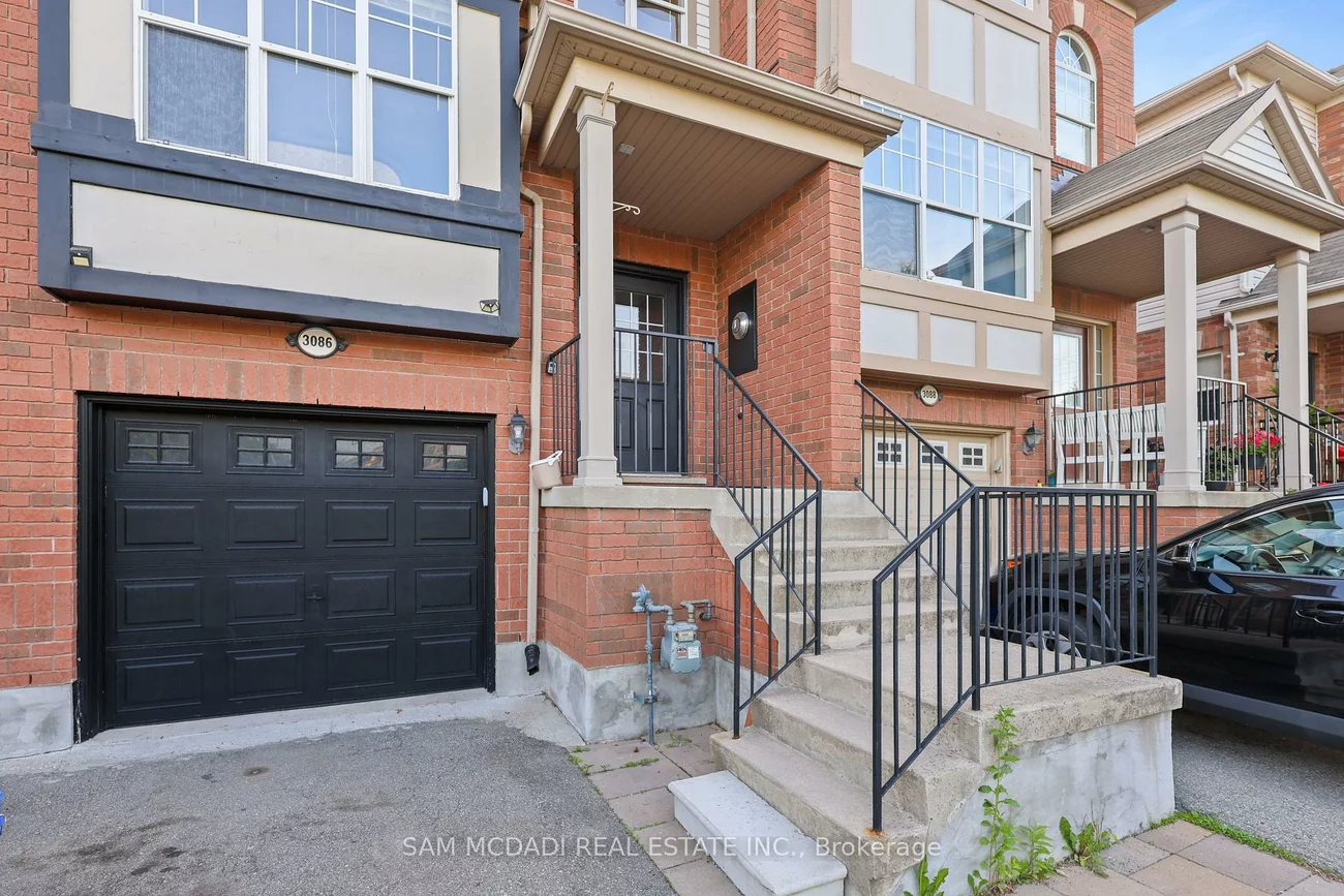 3086, Stornoway, 1000 - BC Bronte Creek, Oakville