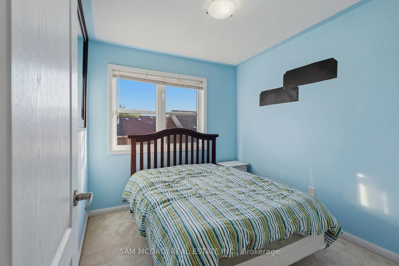 3086, Stornoway, 1000 - BC Bronte Creek, Oakville
