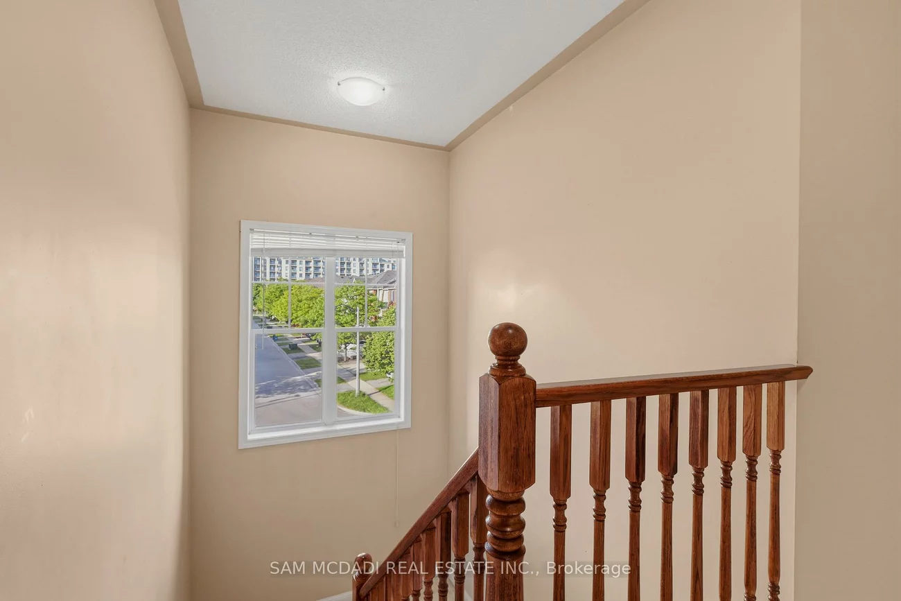 3086, Stornoway, 1000 - BC Bronte Creek, Oakville