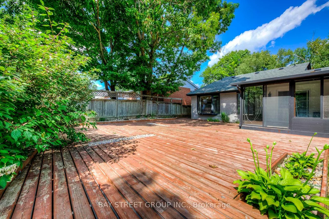1238, Landfair, 1005 - FA Falgarwood, Oakville