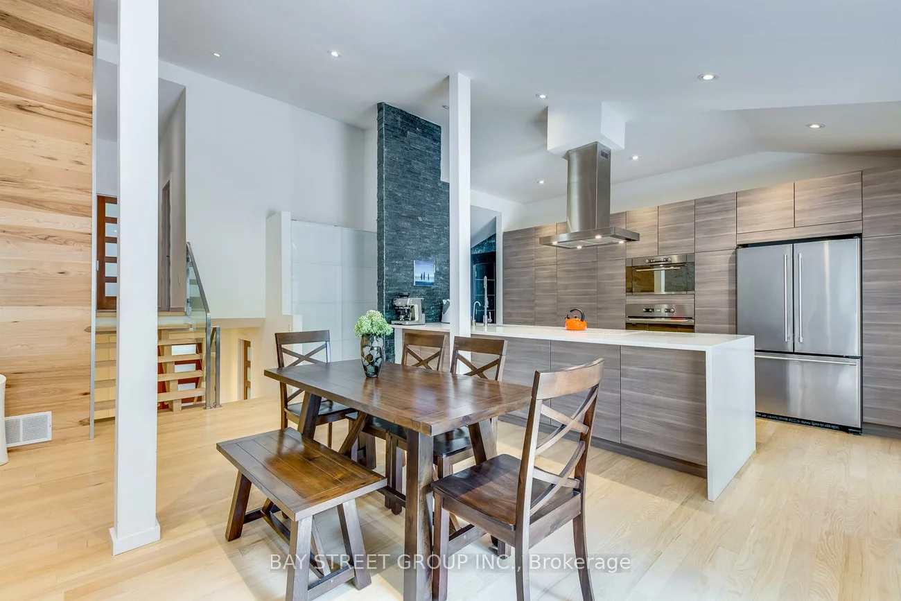 1238, Landfair, 1005 - FA Falgarwood, Oakville