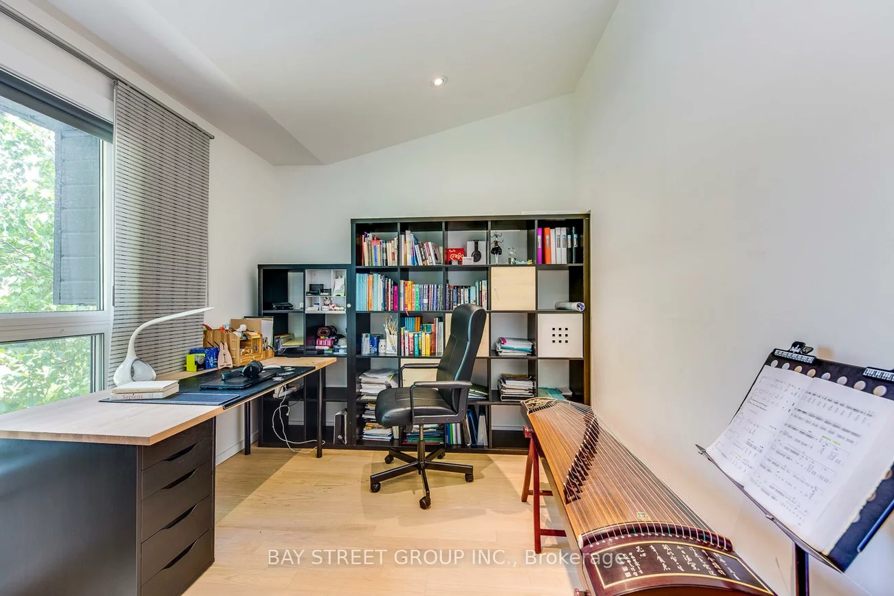 1238, Landfair, 1005 - FA Falgarwood, Oakville