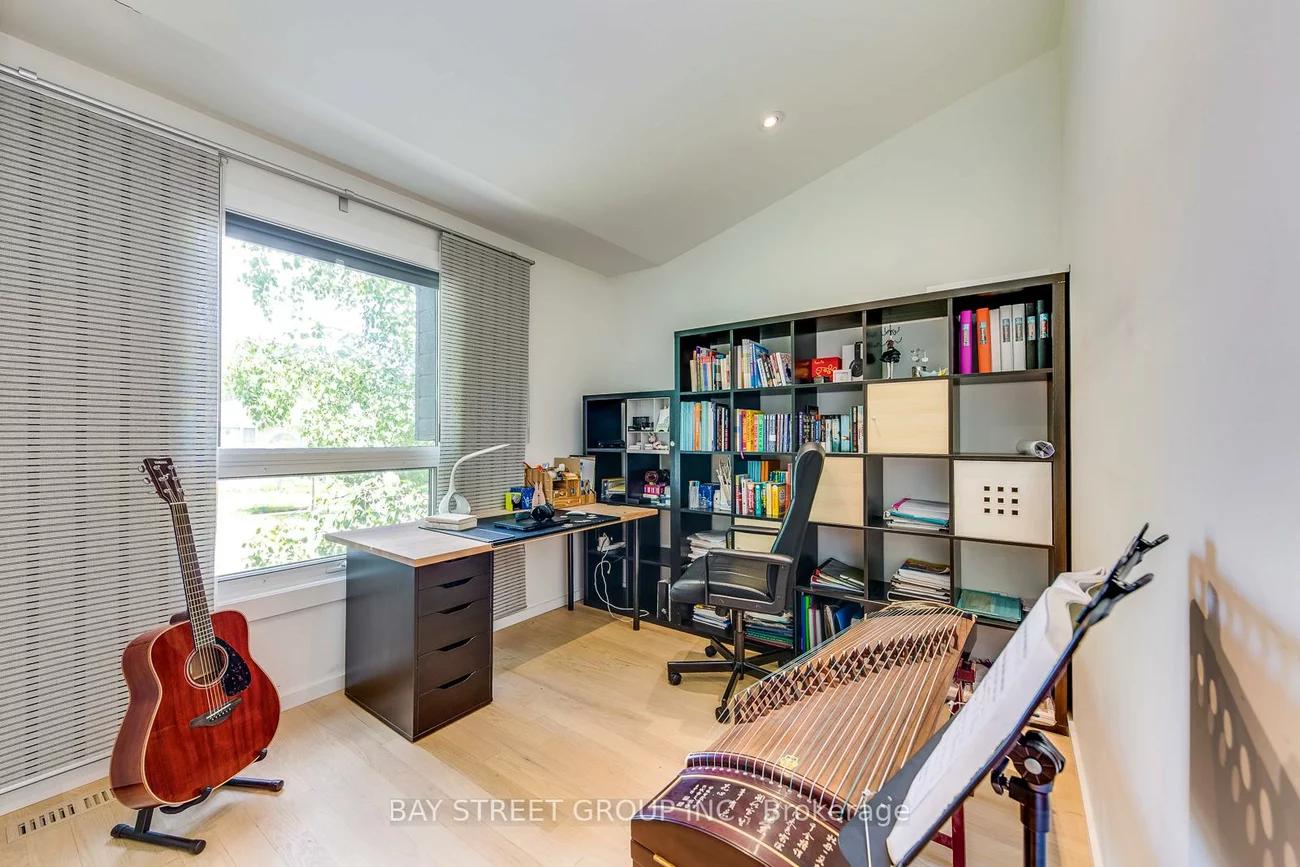 1238, Landfair, 1005 - FA Falgarwood, Oakville