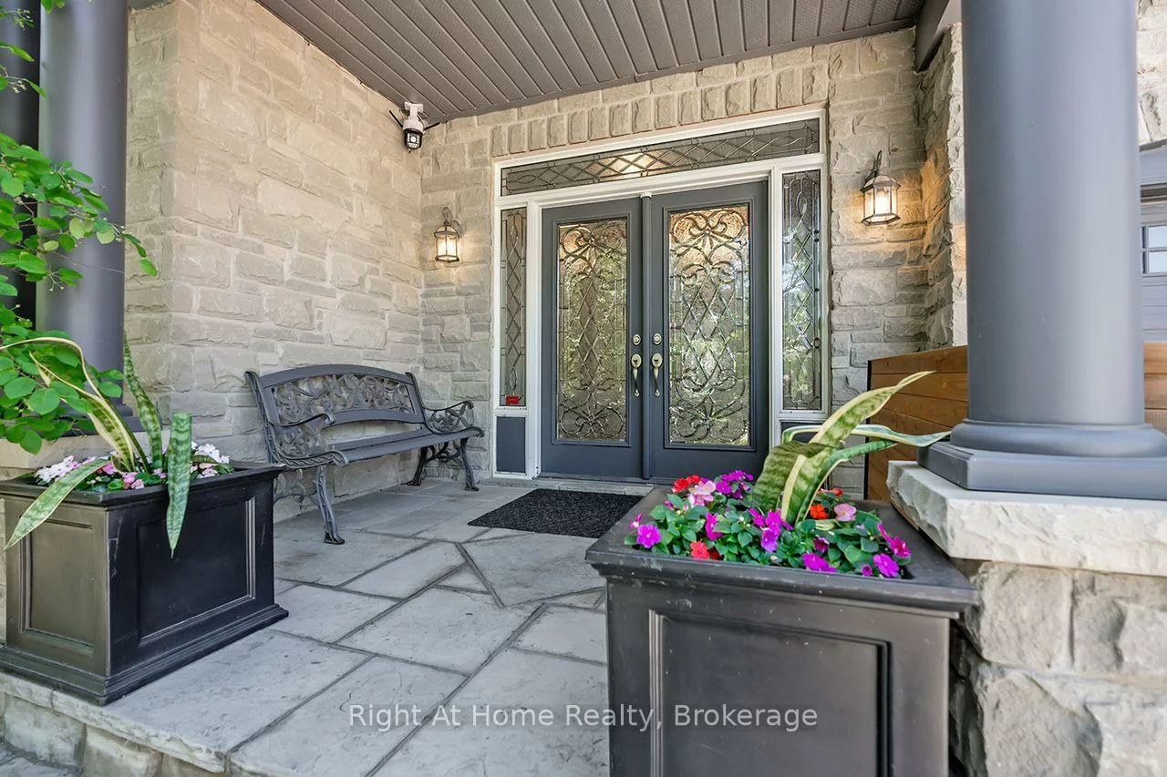2096, Bingley, 1000 - BC Bronte Creek, Oakville