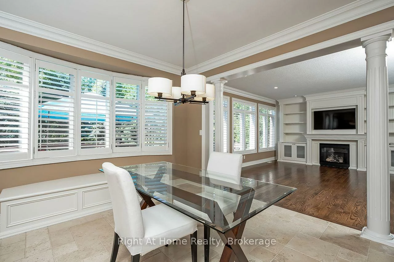 2096, Bingley, 1000 - BC Bronte Creek, Oakville