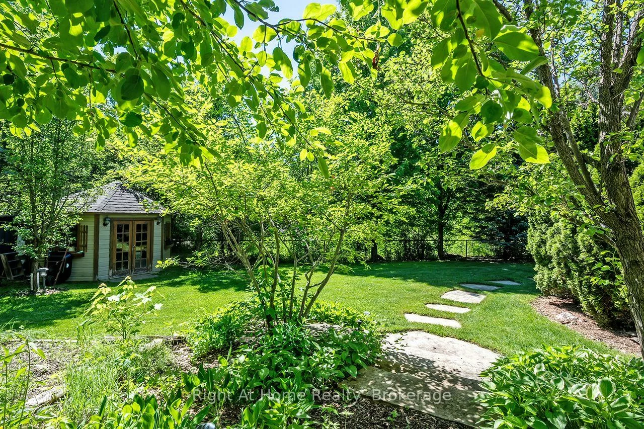 2096, Bingley, 1000 - BC Bronte Creek, Oakville