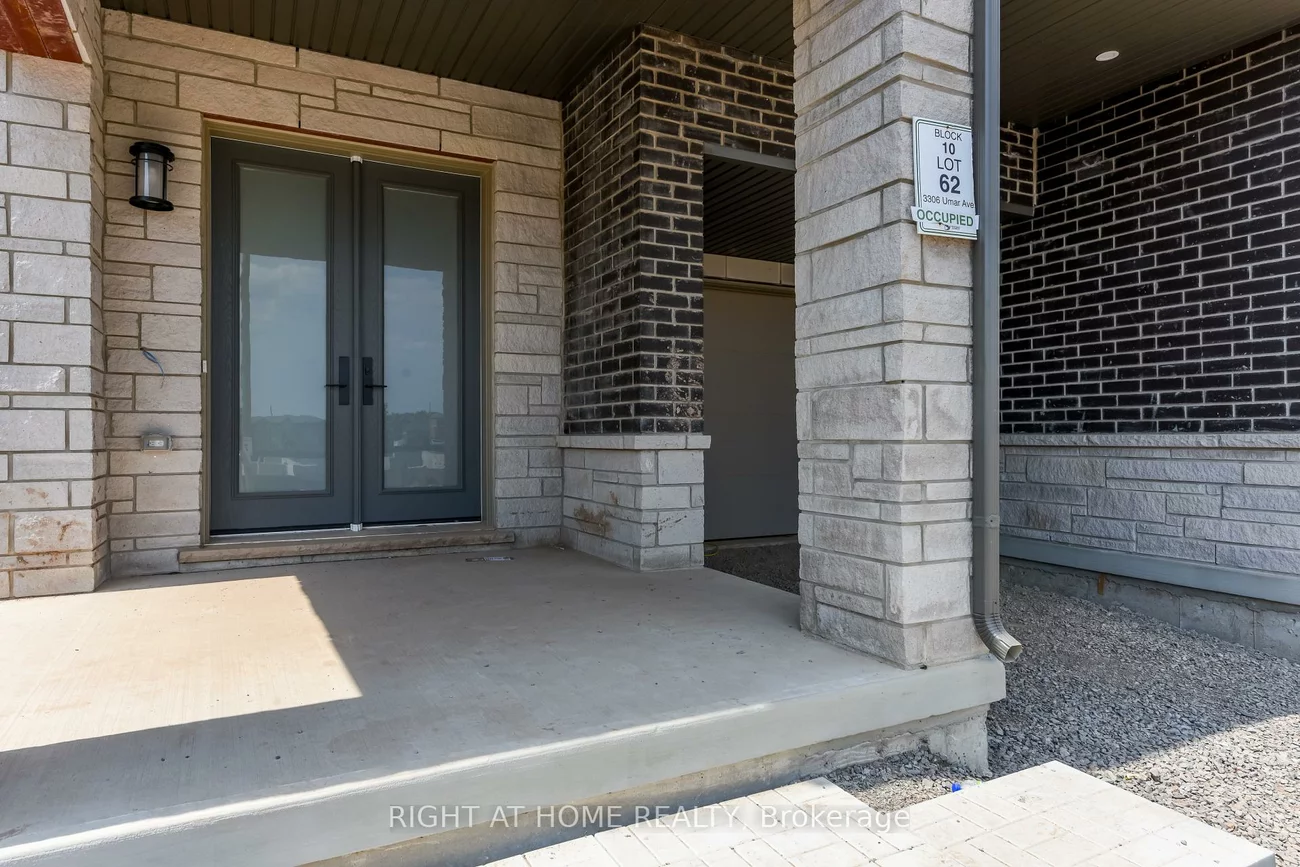 3306, umar, 1008 - GO Glenorchy, Oakville