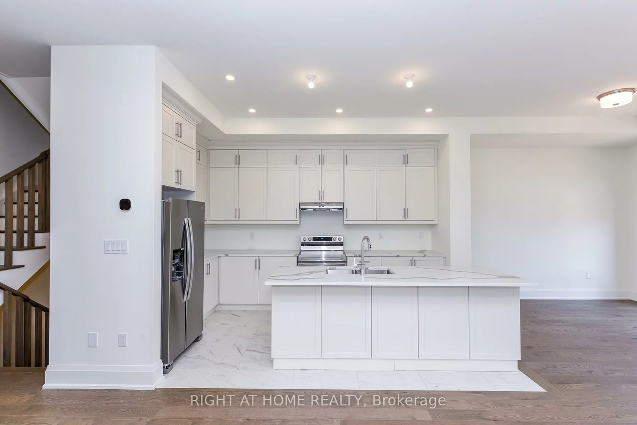 3306, umar, 1008 - GO Glenorchy, Oakville