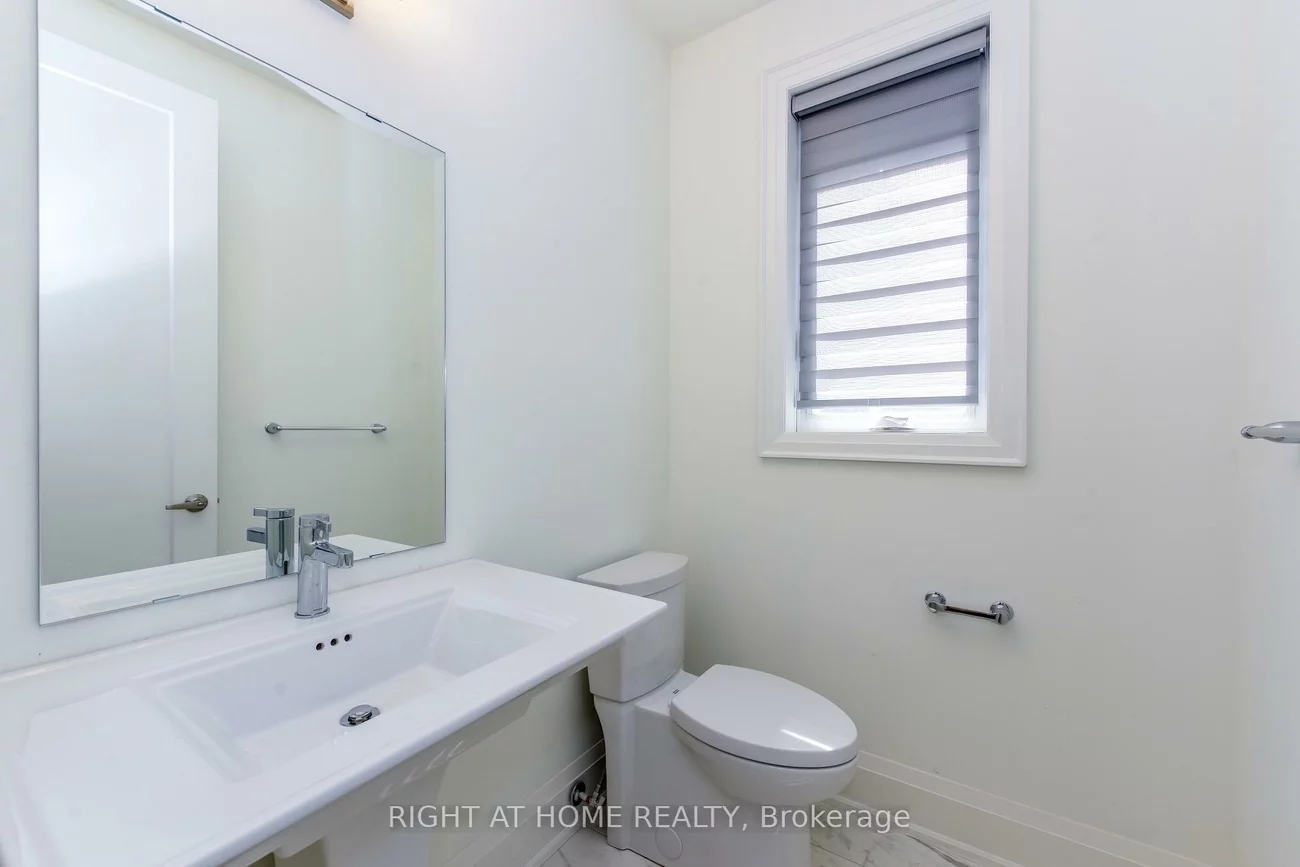 3306, umar, 1008 - GO Glenorchy, Oakville