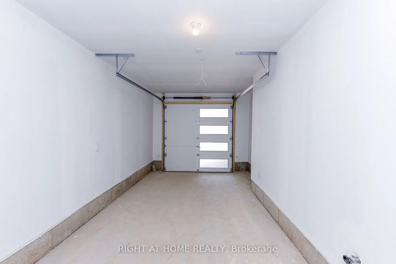 3306, umar, 1008 - GO Glenorchy, Oakville