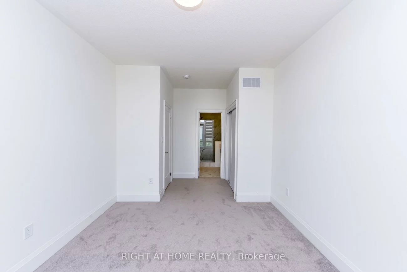 3306, umar, 1008 - GO Glenorchy, Oakville
