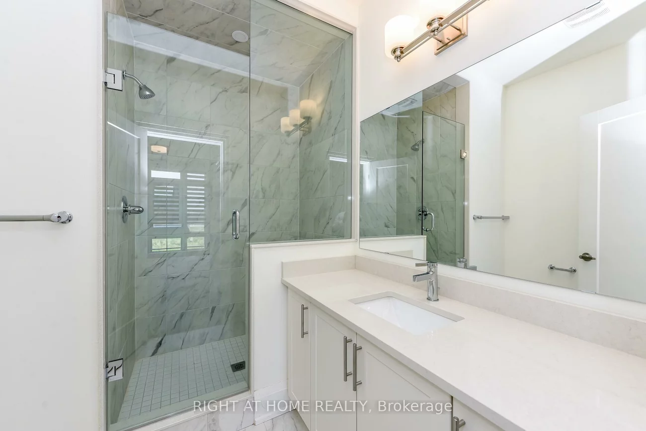 3306, umar, 1008 - GO Glenorchy, Oakville