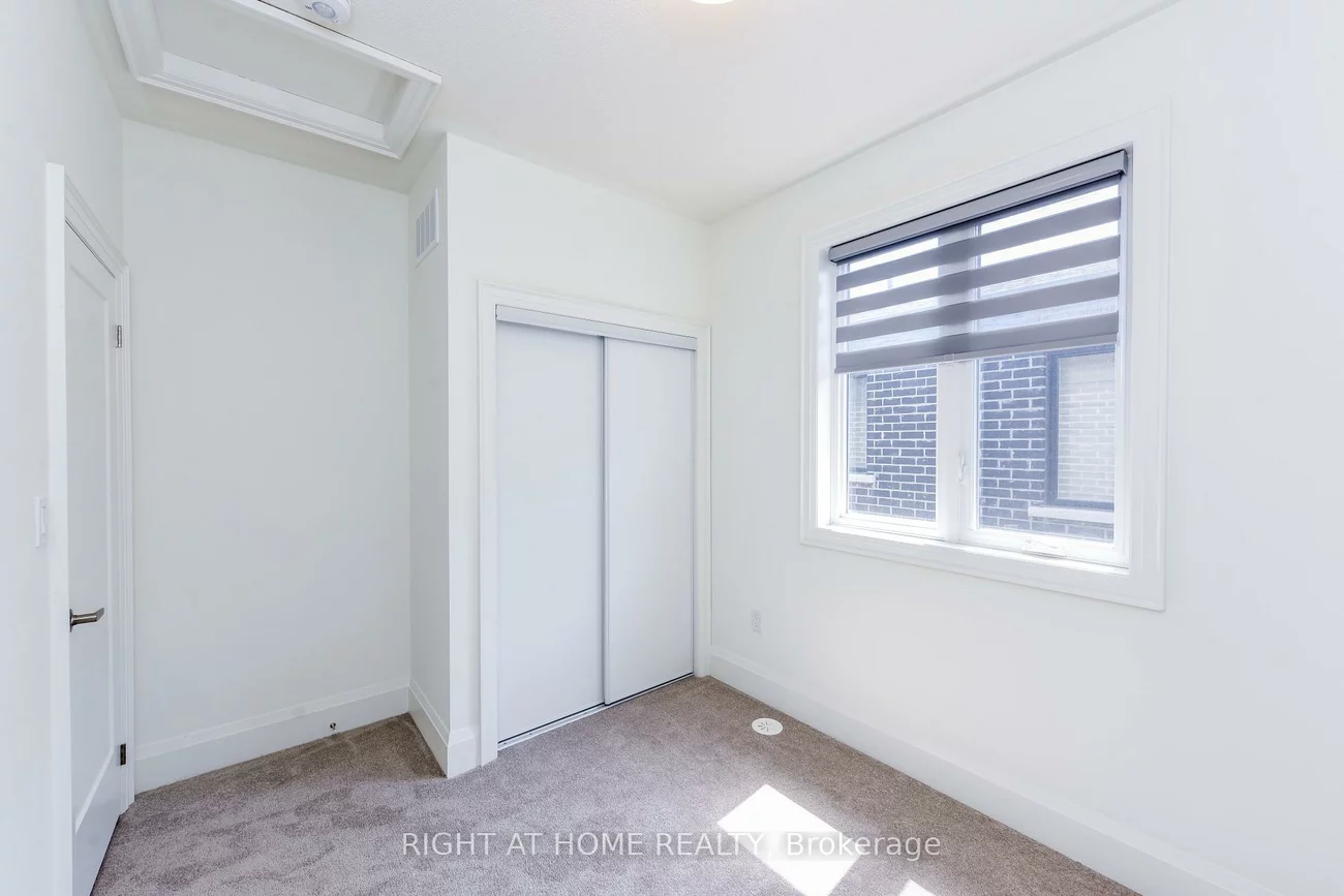 3306, umar, 1008 - GO Glenorchy, Oakville