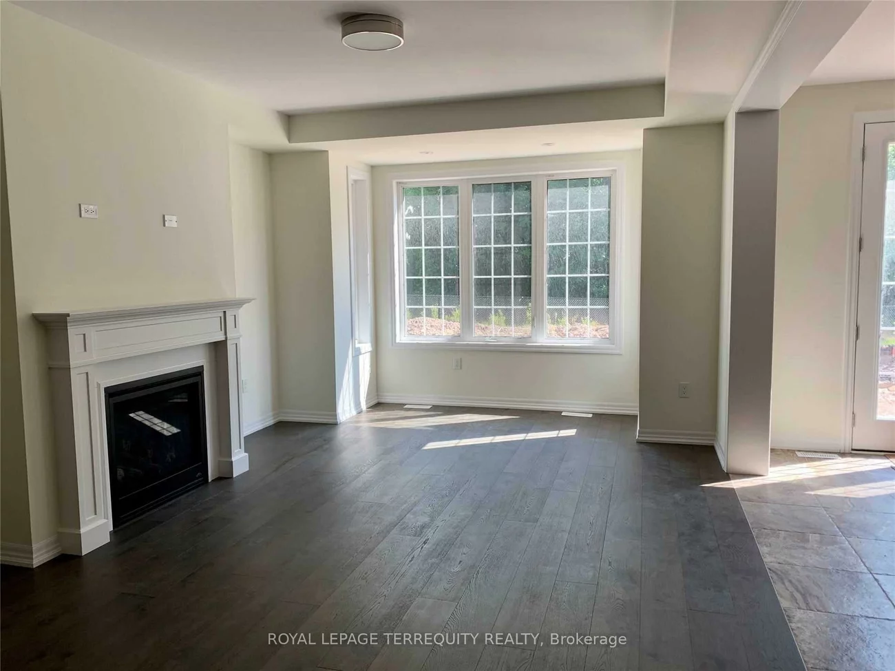 3321, Vernon Powell, 1008 - GO Glenorchy, Oakville