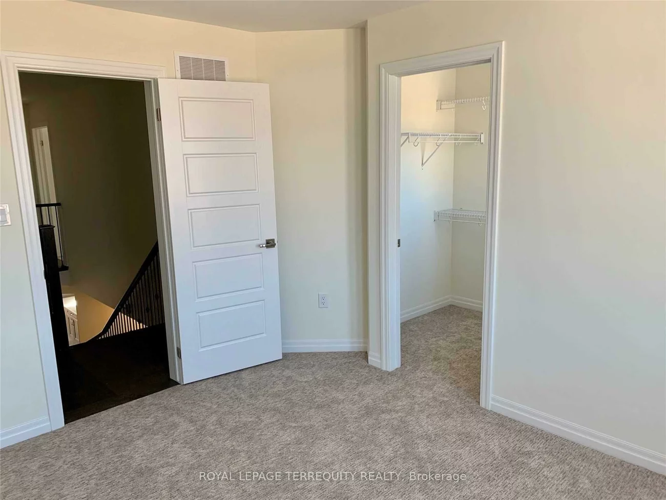 3321, Vernon Powell, 1008 - GO Glenorchy, Oakville