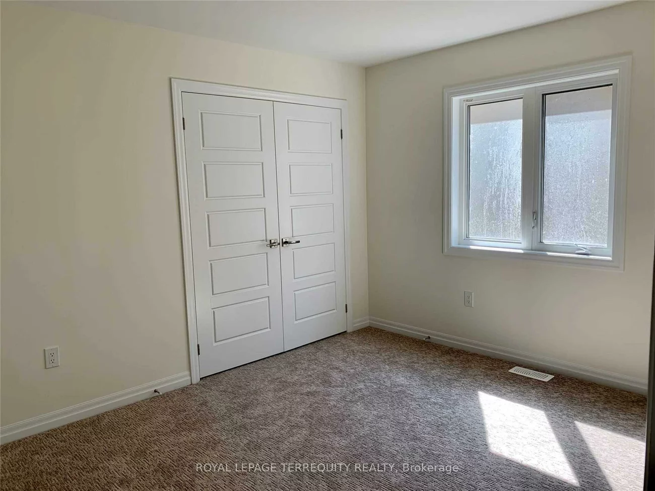 3321, Vernon Powell, 1008 - GO Glenorchy, Oakville
