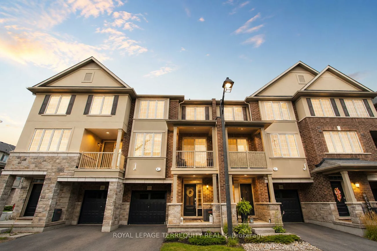 3111, Blackfriar, 1010 - JM Joshua Meadows, Oakville