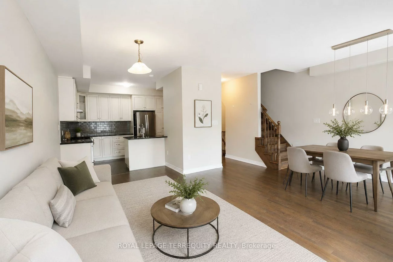 3111, Blackfriar, 1010 - JM Joshua Meadows, Oakville