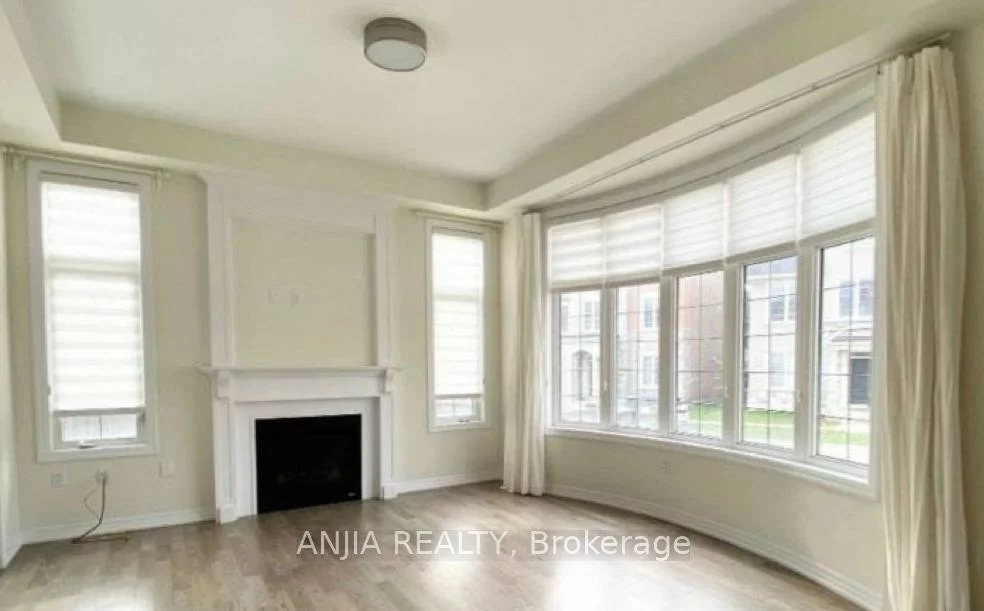 3345, Erasmum, 1008 - GO Glenorchy, Oakville