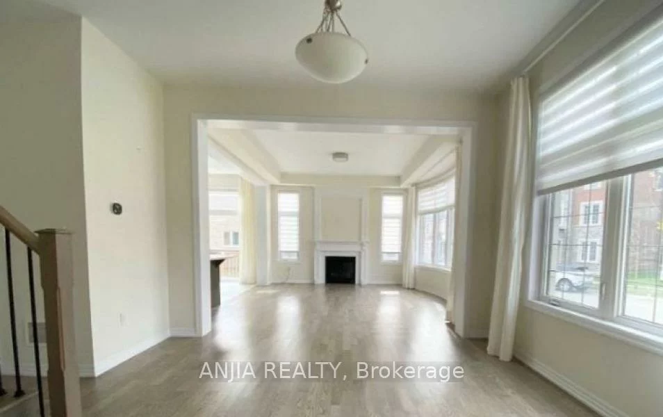 3345, Erasmum, 1008 - GO Glenorchy, Oakville