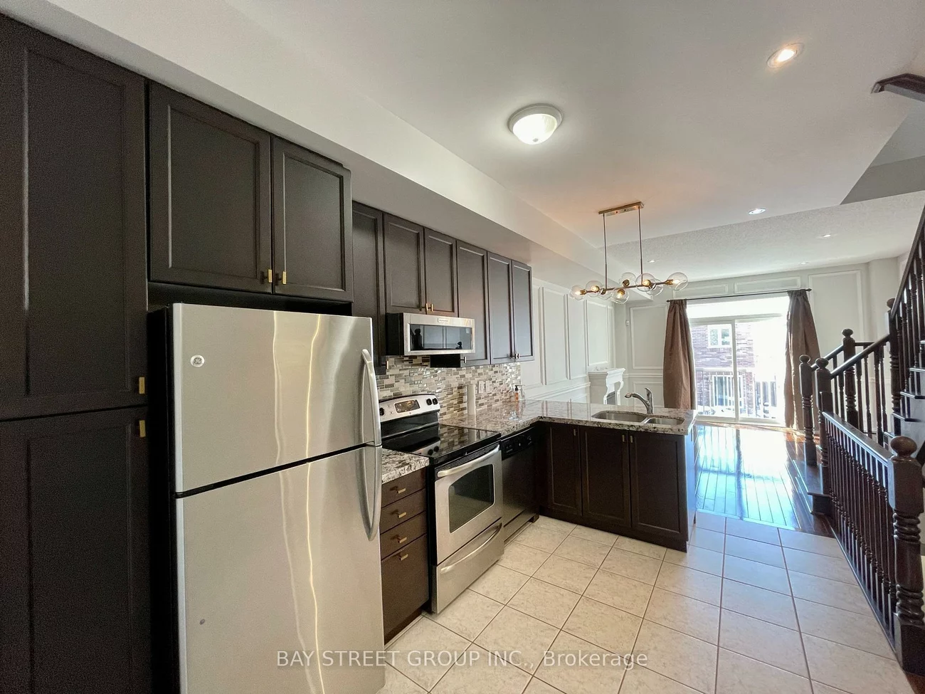 2410, Woodstock, 1019 - WM Westmount, Oakville