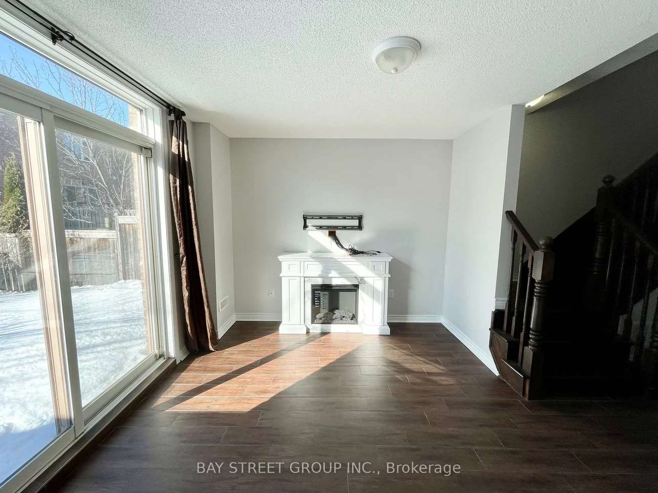 2410, Woodstock, 1019 - WM Westmount, Oakville