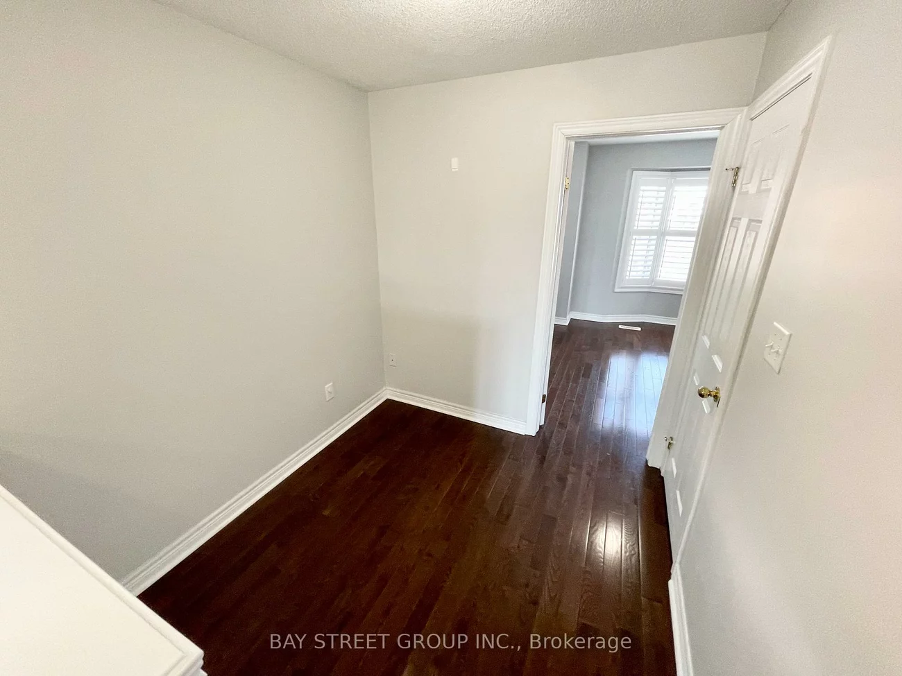 2410, Woodstock, 1019 - WM Westmount, Oakville