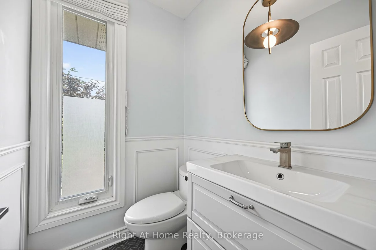 109, Brant, 1002 - CO Central, Oakville