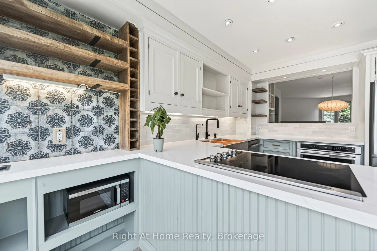 109, Brant, 1002 - CO Central, Oakville