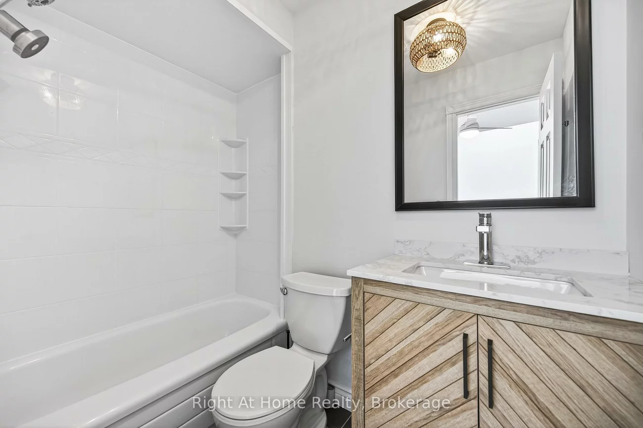109, Brant, 1002 - CO Central, Oakville
