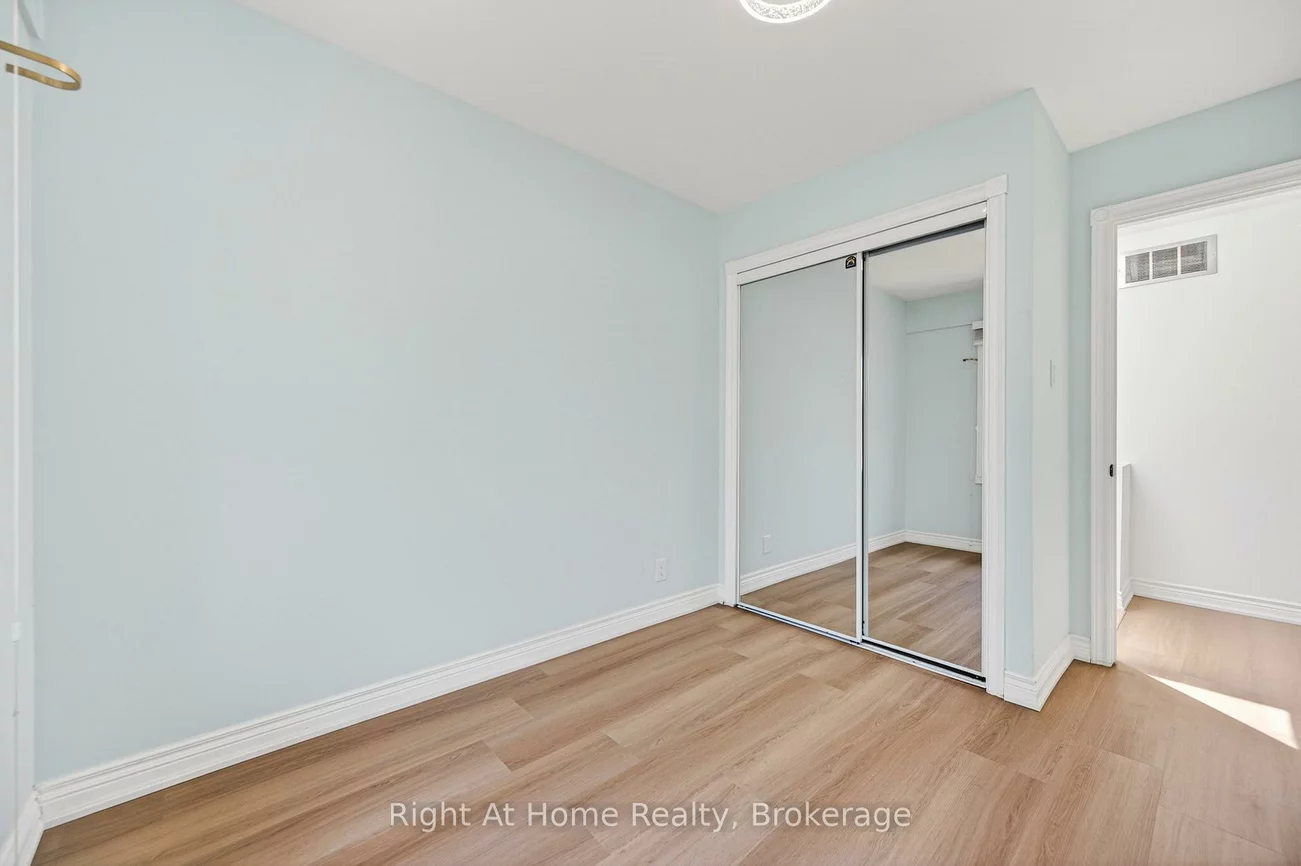 109, Brant, 1002 - CO Central, Oakville
