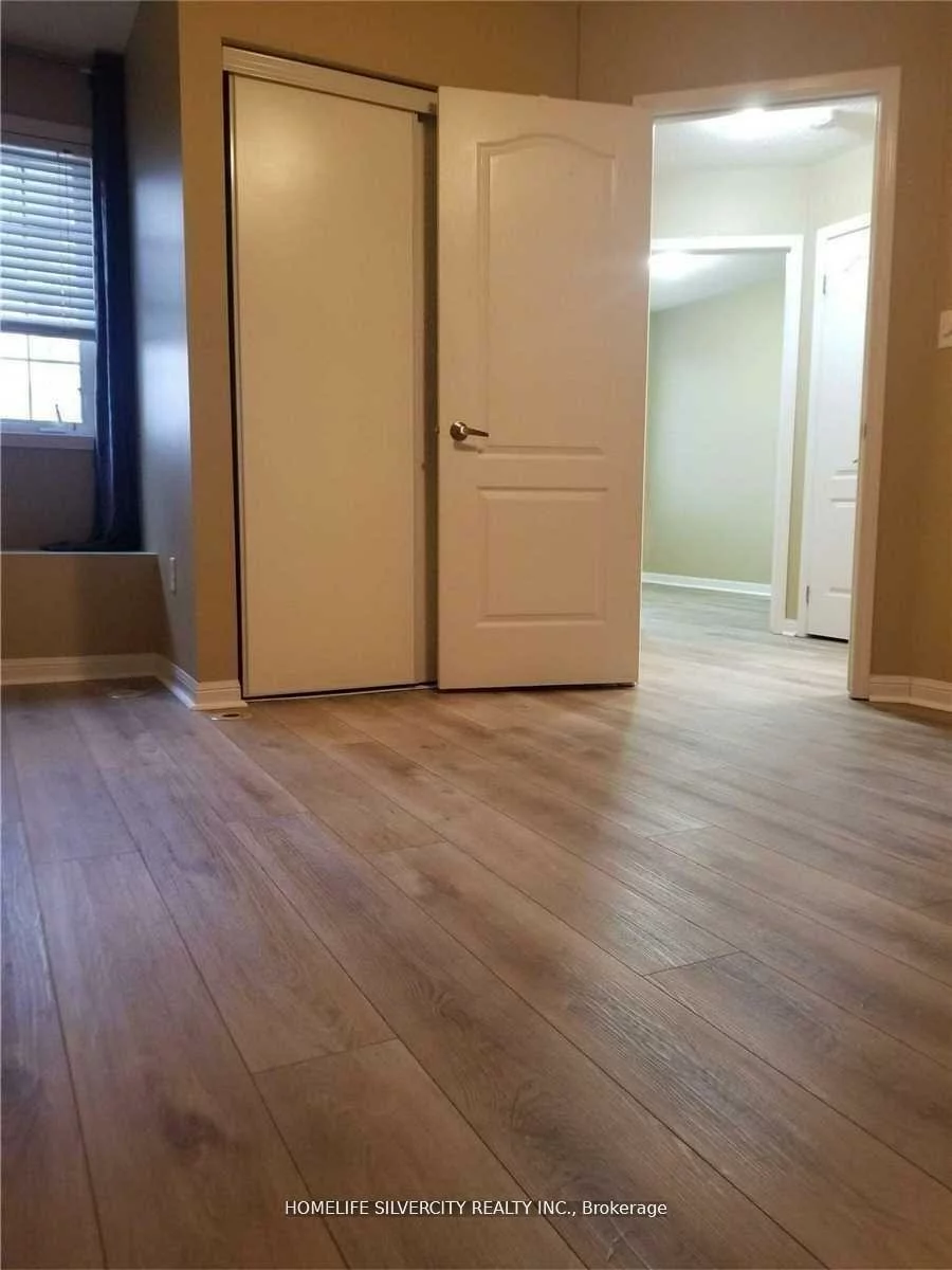 3049, Dewridge, 1000 - BC Bronte Creek, Oakville