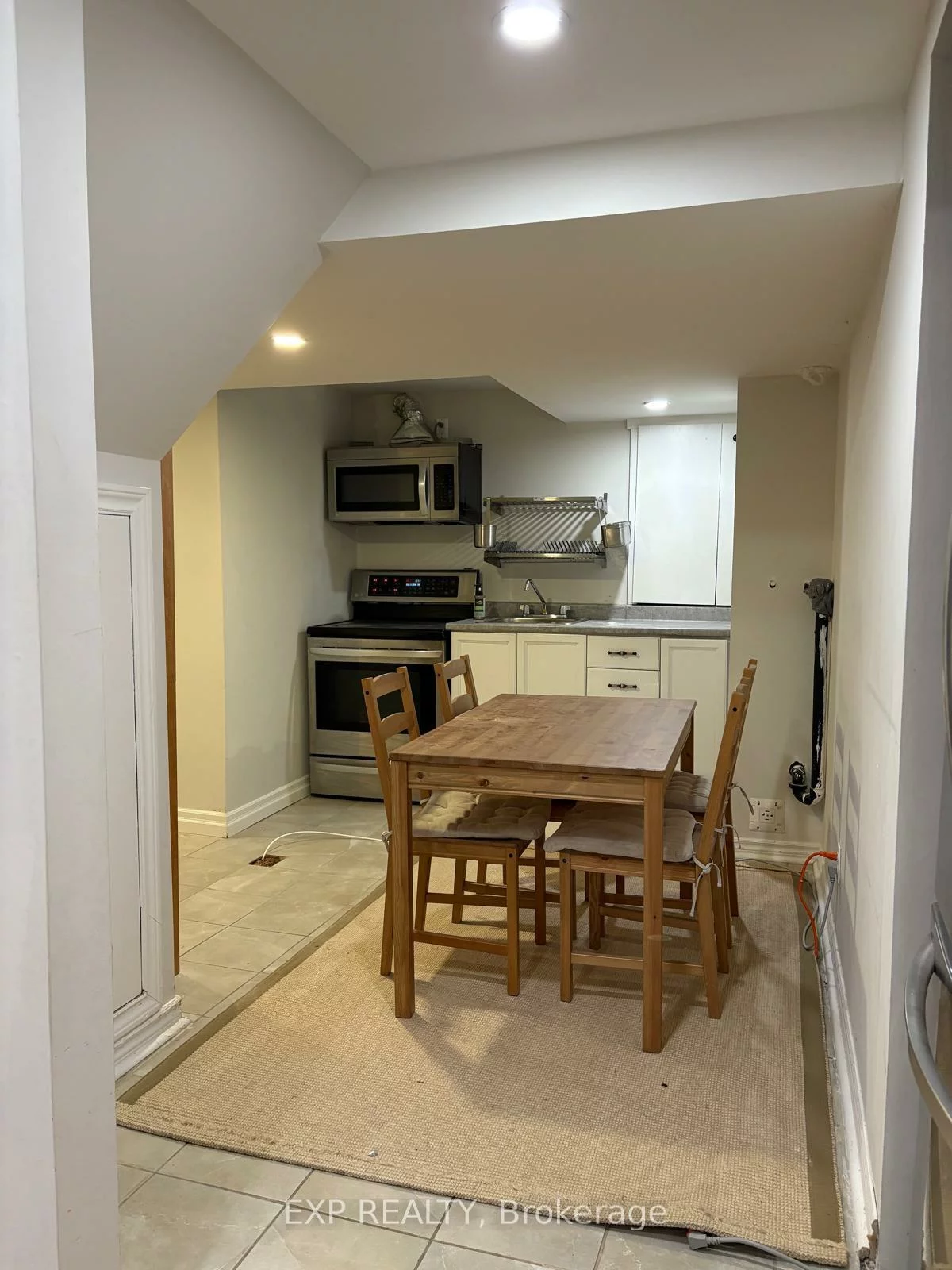 1483, Princeton, 1003 - CP College Park, Oakville