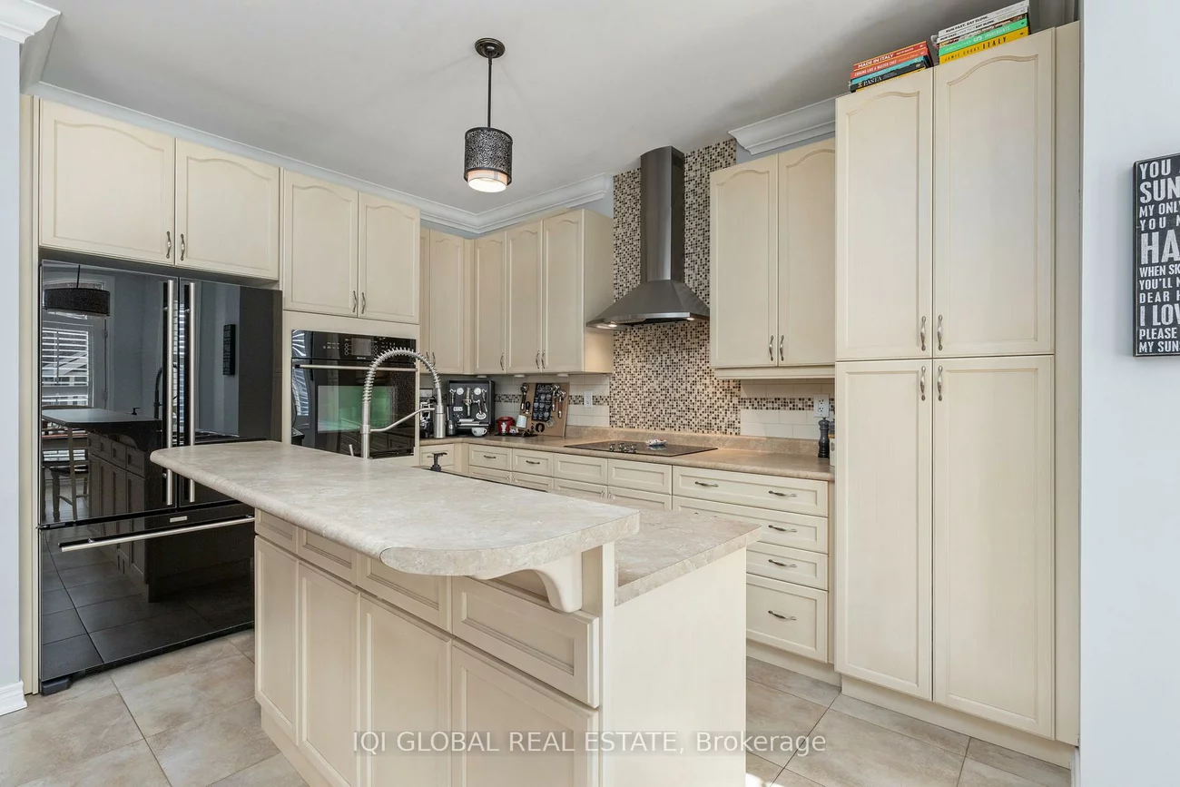 2230, Kwinter, 1019 - WM Westmount, Oakville