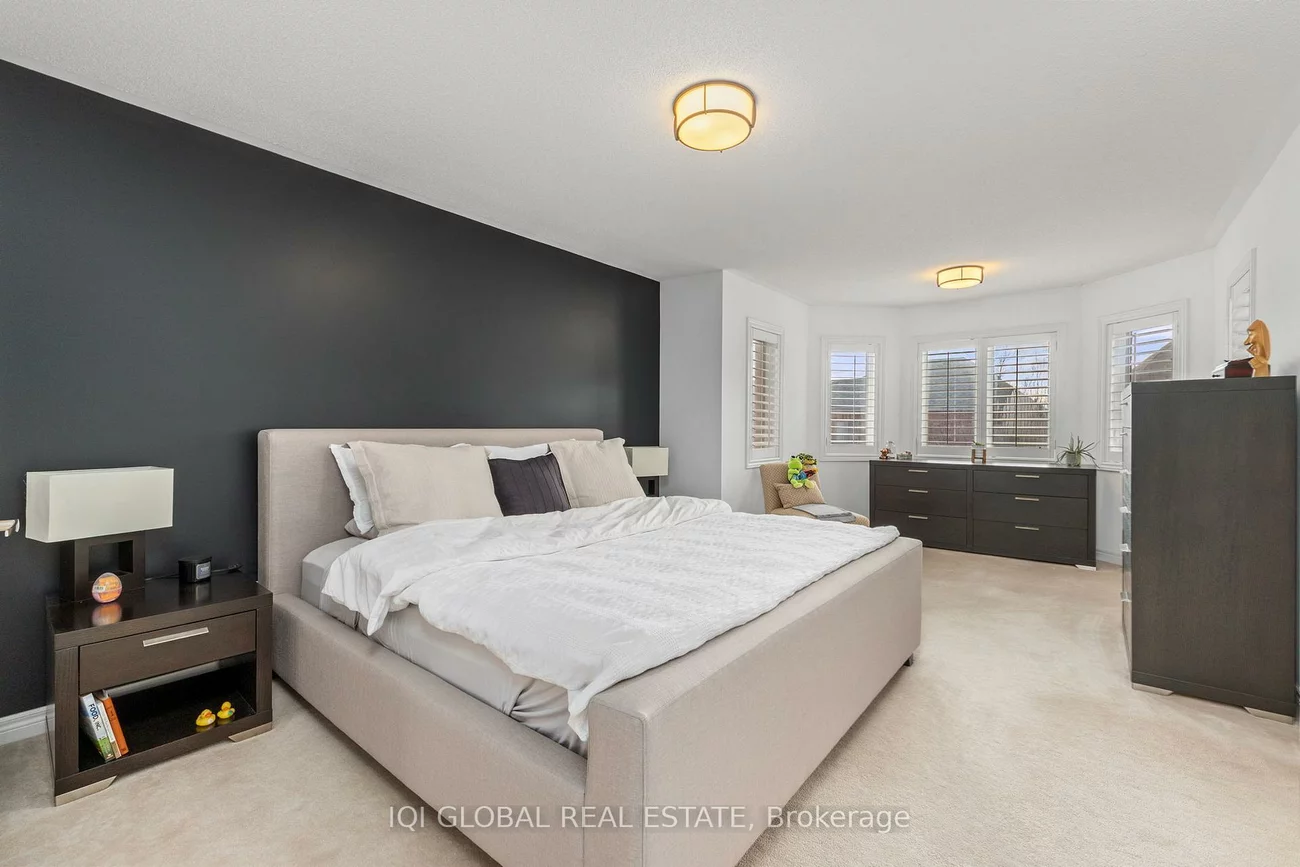 2230, Kwinter, 1019 - WM Westmount, Oakville
