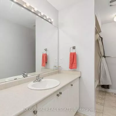2230, Kwinter, 1019 - WM Westmount, Oakville