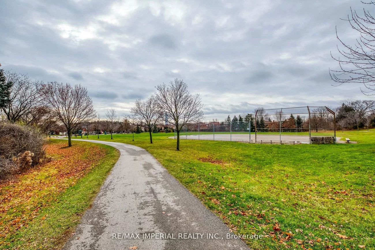 2800, Huntingdon, 1004 - CV Clearview, Oakville