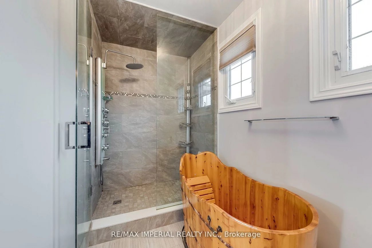 2800, Huntingdon, 1004 - CV Clearview, Oakville