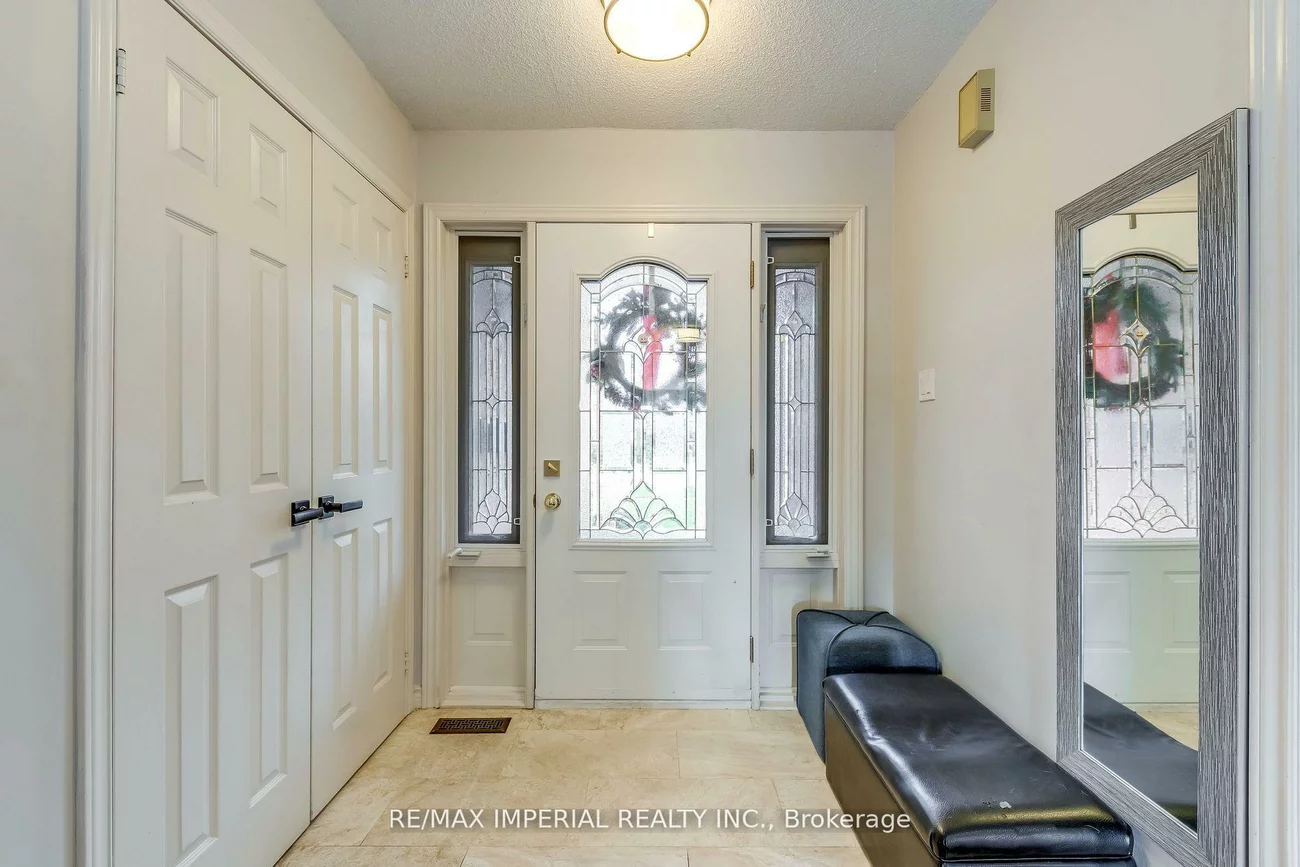 2800, Huntingdon, 1004 - CV Clearview, Oakville